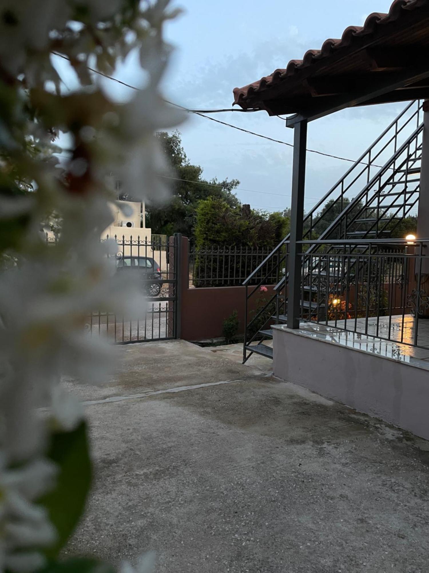 Lithos House Διαμέρισμα Αρτέμιδα Εξωτερικό φωτογραφία